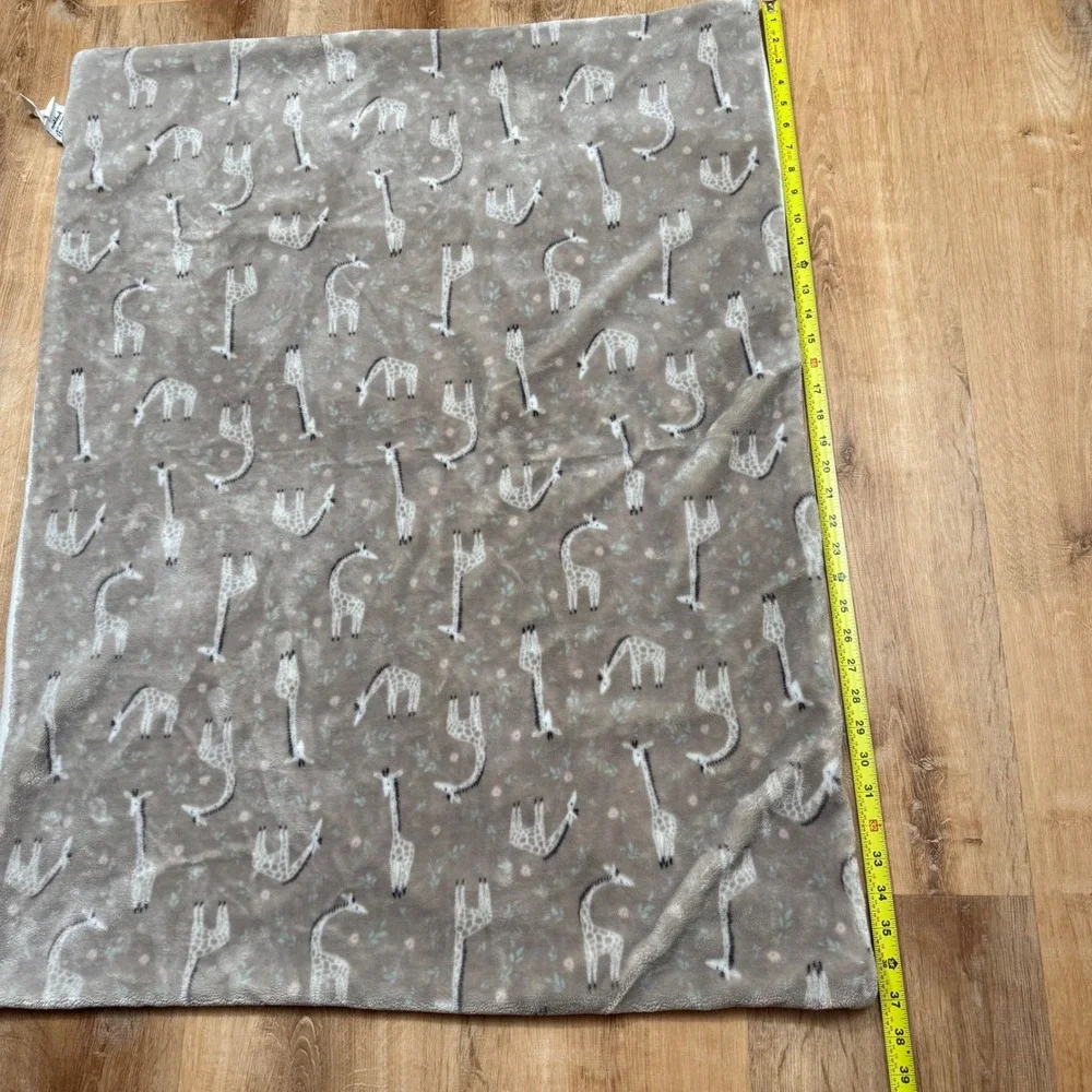Queenwest Trading Giraffe Baby Blanket Soft Plush‎ Toddler Nursery Beige Floral